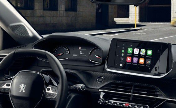 Peugeot 208 non si accende lo schermo